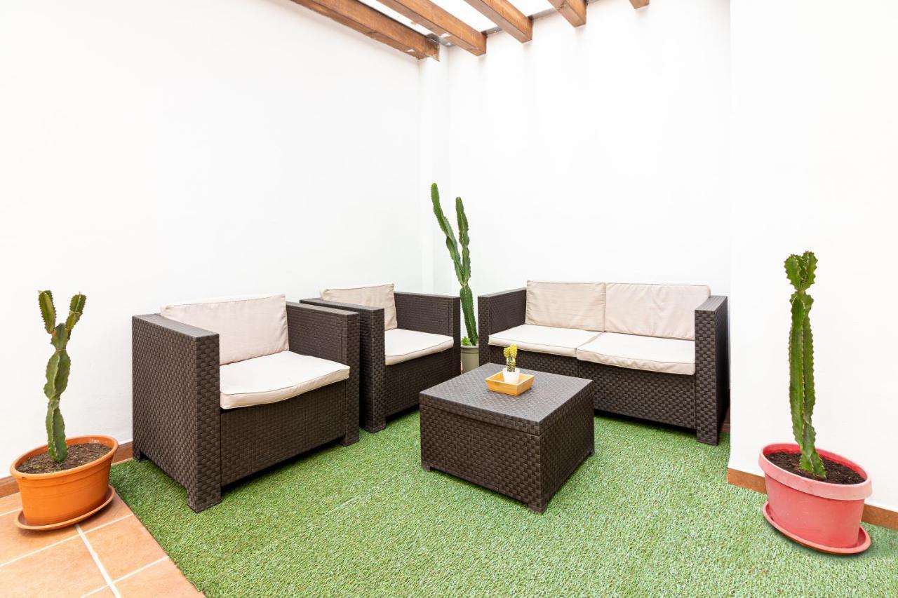 San Rafael 1 Apartments Malaga Bagian luar foto
